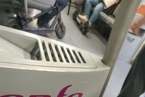 Fi als patinets elèctrics en Renfe: prohibit l'accés en tots els seus trens de viatgers