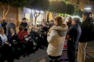 Ballester escucha las sugerencias de los vecinos del Barrio Monseñor en una nueva edición de 'Onda Barri a Barri'