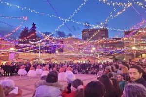 El encendido del alumbrado navideño anuncia mañana el comienzo de la Navidad en Elda