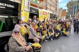 COCEMFE Alicante llena de color y conciencia el MERCADO CENTRAL con motivo del Día Internacional de las Personas con Discapacidad