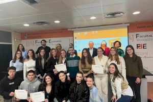 Premiados cuatro proyectos sobre turismo inteligente presentados por el estudiantado de la UV