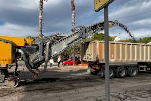 El ayuntamiento de Alaquàs repavimenta diferentes tramos de la avenida Pablo Iglesias y de la calle camino del Mas de Moret