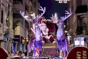 Papá Noel llega a los barrios de Gandia