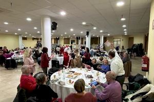 La Tercera Edad de La Nucía celebró la “Fiesta de Navidad” en el Cirer