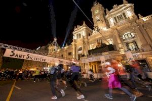 Els mercats municipals de València entregaran una samarreta de running a qui porte el dorsal de la Sant Silvestre