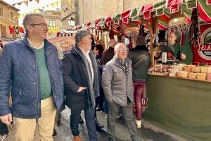 El presidente de la Diputación de Alicante participa en la inauguración de la Fireta de Sant Antoni de Muro