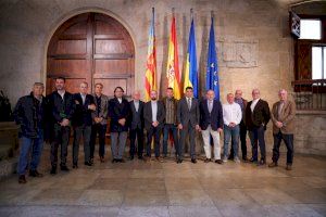 Mazón anuncia un frente común con los agricultores para que el Gobierno eleve sus exigencias a Bruselas