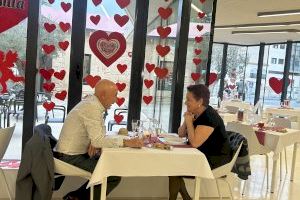 14 parejas de La Nucía participaron en “La Casilla Dates” por San Valentín