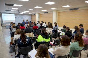 El Ayuntamiento de Onda fortalece la coordinación con los centro escolares para la protección de la infancia