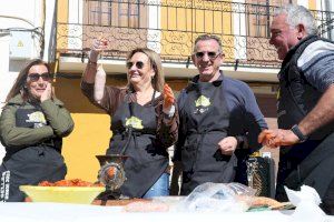 La Feria del Embutido de la Vall de Pop refuerza el potencial de la gastronomía y los vinos de la zona como producto turístico