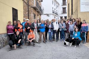 Activitat a Tales del Pacte Espadà Millars al voltant de les sureres i les tradicions artesanals