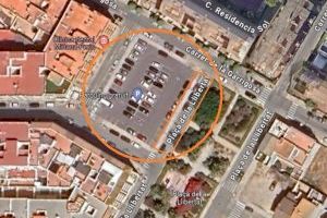 Compromís proposa integrar el futur centre de salut amb el jardí de la plaça de la Llibertat