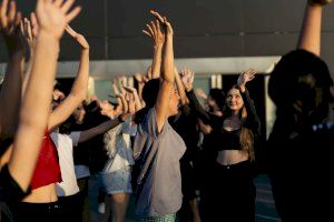 Dansa València convida a ballar la ciutadania amb tres espectacles participatius dins del cicle ‘Moviments urbans’