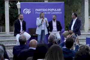 Marta Barrachina exhibe músculo en Navajas con la elección de Nacho Navarro como presidente local para “recuperar la alcaldía en 2027”