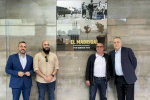 El Villarreal CF incorpora dos emblemáticas imágenes al singular paseo de la fama del Estadio de la Cerámica