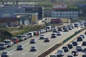 Retenciones en la Pista de Silla por un accidente en Beniparrell