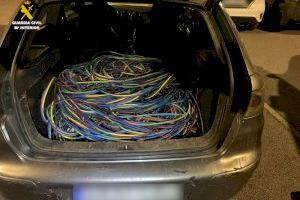 Caen dos ladrones de La Vall d'Uixó tras robar media tonelada de cableado en Vinaròs que vendían en Burriana