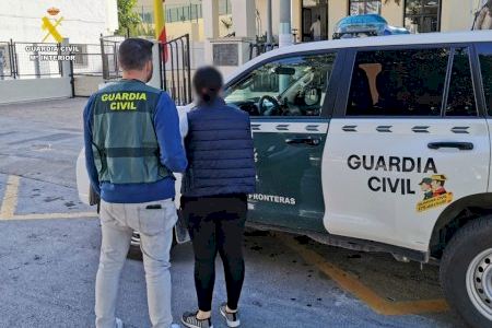 La Guardia Civil da 'caza' con una mujer que estaba en busca y captura por toda España y merodeaba por distintas localidades de Alicante