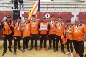 La tripleta de petanca de la que forma parte el campellero Lucas Carretero, tercera en el Campeonato de España