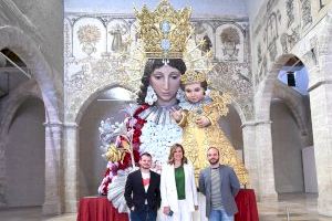 El Almudín acoge la exposición "Torna a brillar. Restauració de la Mare de Déu de l'Ofrena”