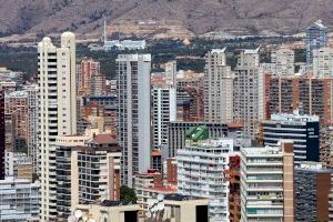 El PSOE Benidorm propone bonificar el IBI un 95% a los propietarios que alquilen pisos vacíos