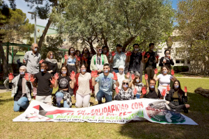 Estudiantes de la UA se unen a las protestas mundiales en solidaridad con Palestina con una acampada en el Campus