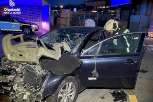 Un coche se sale de la vía y se estrella contra un depósito de gas en Vilafamés