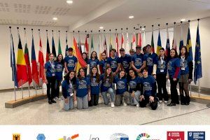 Alumnos y profesores del IES Bellaguarda viajan a Bélgica en el marco del programa “Escuelas Embajadoras del Parlamento Europeo”