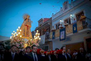 Torrent se rinde a su patrona: Fervor, devoción y emoción en los actos en honor la Virgen de los Desamparados