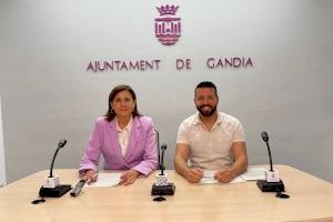 El Grupo Popular de Gandia revela la recogida de firmas de vecinos de la urbanización Molló 3 para pedir la finalización de las obras