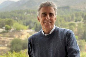 El investigador valenciano José Rafael Penadés ingresa en la élite científica mundial como "fellow" de la Royal Society