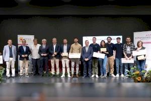 El PCUMH y el Ayuntamiento de Aspe entregan los premios de la 8ª edición del programa Aspe Emprende