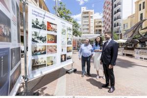 El alcalde de Gandia visita la plaza del Libro