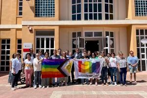 Villajoyosa celebra el Día Internacional contra la LGTBIFobia