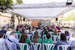 Més de 5.000 persones celebren la 4a Plaça del Llibre de Gandia, que deixa 1.000 exemplars venuts