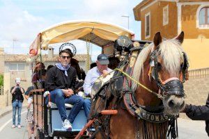 El barrio de la Ermita celebra la festividad de San Isidro con la popular romería