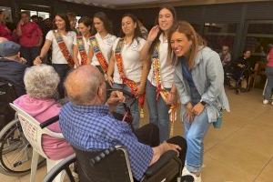 Almassora vive un lunes de fiestas de Santa Quitèria con ‘bous al carrer’ y visitas a los más mayores