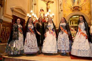 Almassora traslada y ofrenda con devoción a la patrona Santa Quitèria