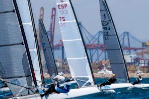 Espectacular arranque del nacional de Catamaranes 2024 en el RCN de Valencia