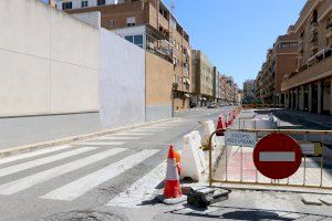 La calle Sant Vicent permanecerá cortada al tráfico durante la semana que viene por las obras para reducir el tráfico