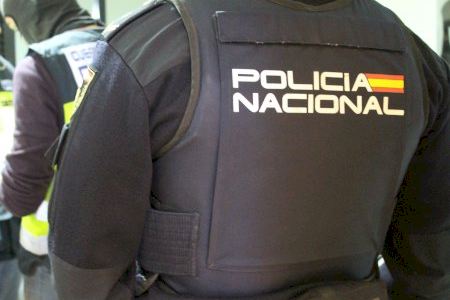 La Policía Nacional detiene a un varón por múltiples robos con fuerza en establecimientos comerciales y de restauración