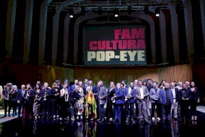 Carlos Mazón ha asistido a la gala de entrega de los Premios Nacionales de la Música y las Artes FAM Cultura Pop Eye