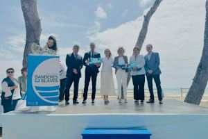 Teulada Moraira recibe las Banderas Azules por sus playas seguras y servicios excepcionales