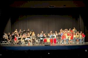 La Big band i el Cor del Centre Municipal de les Arts de Burriana celebren el concert de fi de curs
