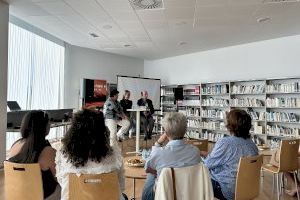 La escritora Mª José Marcos presentó “La Orden de Lara” en la Biblioteca de la Nucía