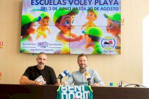 El club Voley Playa Poniente Benidorm pone en marcha su escuela de verano de junio a agosto