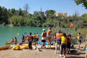 Almassora organiza paseos con kayak para escolares