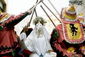 Con la recepción del pomell, arranca el programa del Corpus Christi en Valencia