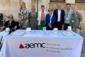 La delegada del Consell en Castellón participa en la cuestación anual con motivo del Día Mundial de la Esclerosis Múltiple