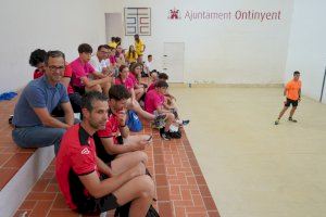 Ontinyent estrena les últimes millores al trinquet amb la final del campionat de “Pilota a l'Escola”